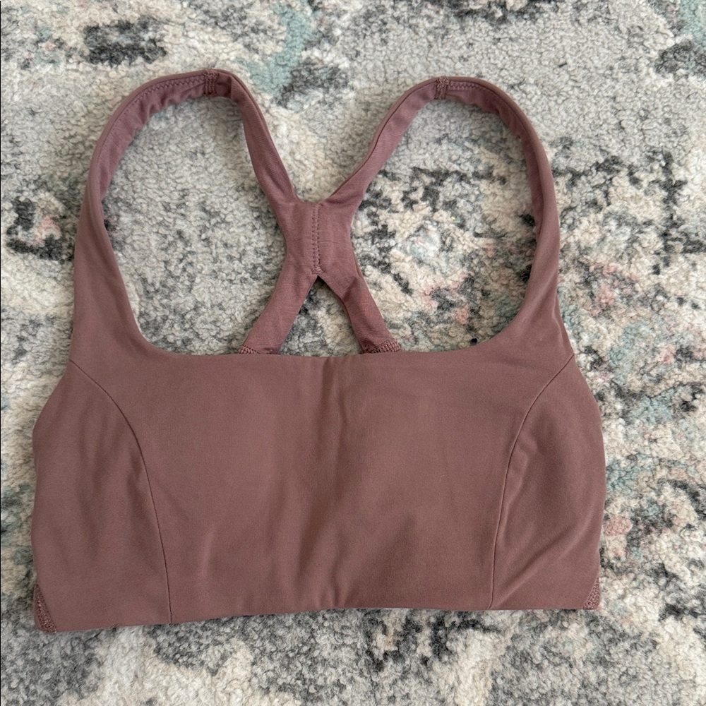 Lululemon SmoothCover Yoga Bra *Light Support, B/C Cup